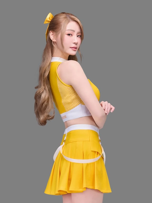 短今Sammie